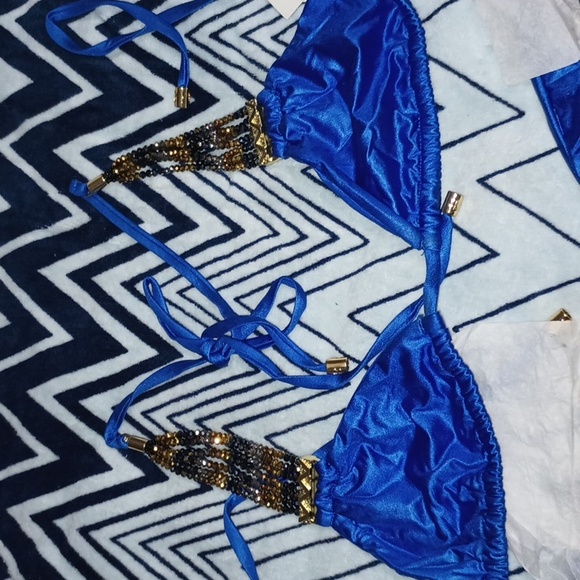 Beach Bunny Out Of Your League Sm Tri top MD Skimpy DBL HIP Bottom Sapphire NWT - Picture 4 of 13